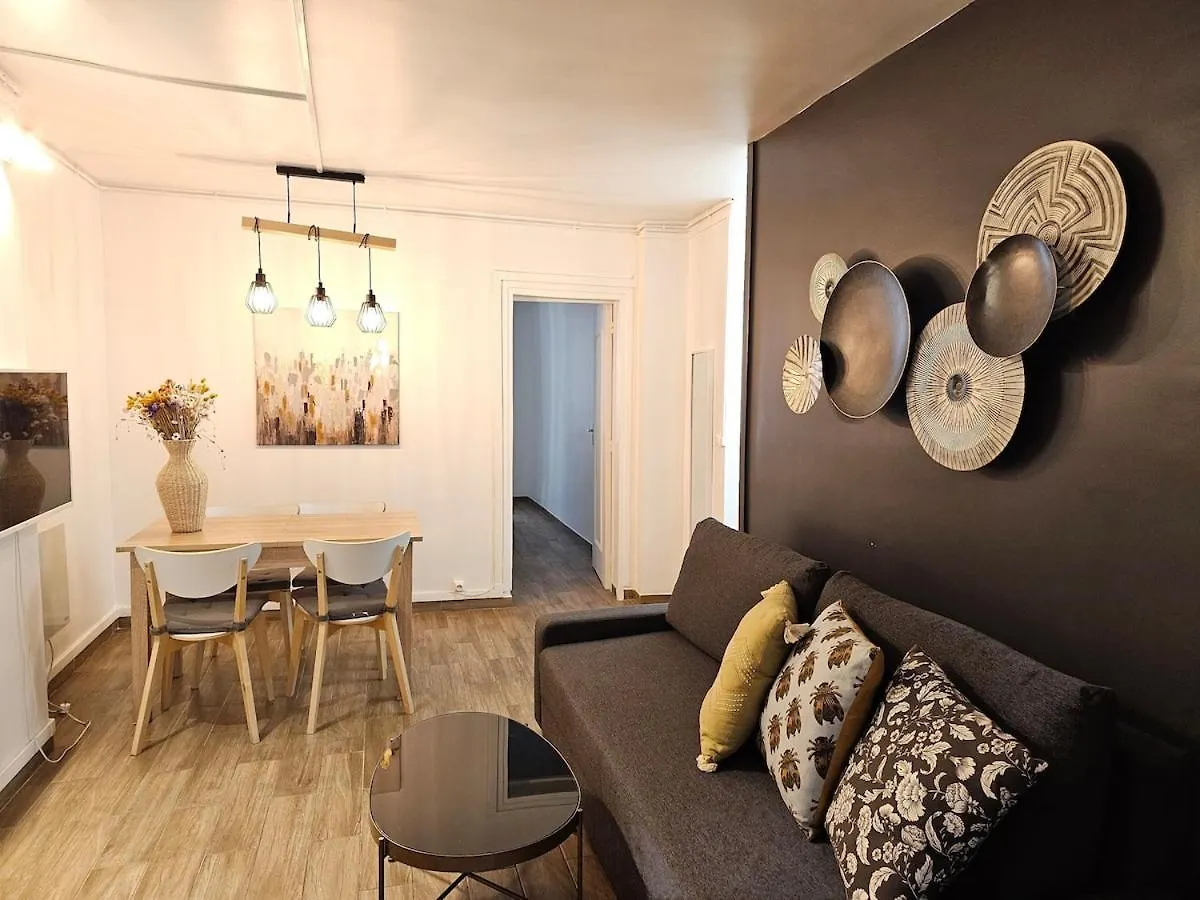 Apt At Stlazarre Opera Haussman Paris Apartment