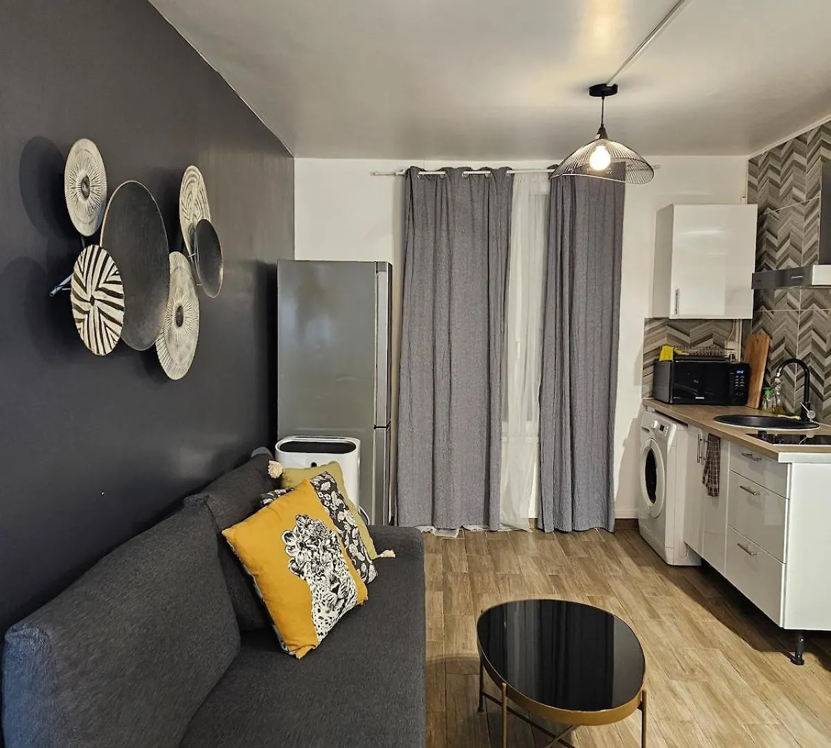 Apartment Apt At Stlazarre Opera Haussman Paris